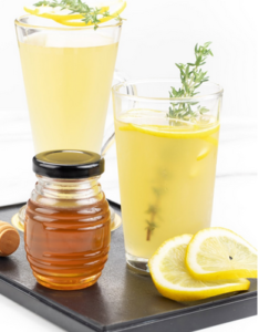 مشروب العسل والليمون من أجل تخسيس الأرداف والأفخاذ للنساء في اسبوع